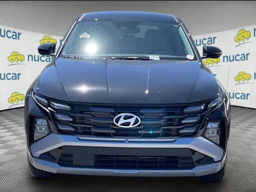 Black 2026 Hyundai TUCSON SE