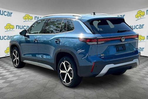 2025 Volkswagen Tiguan 2.0T SE