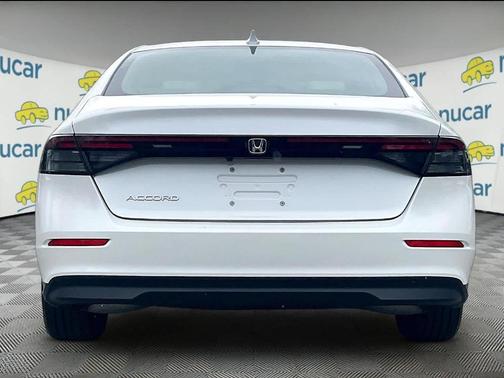 White 2023 Honda Accord EX