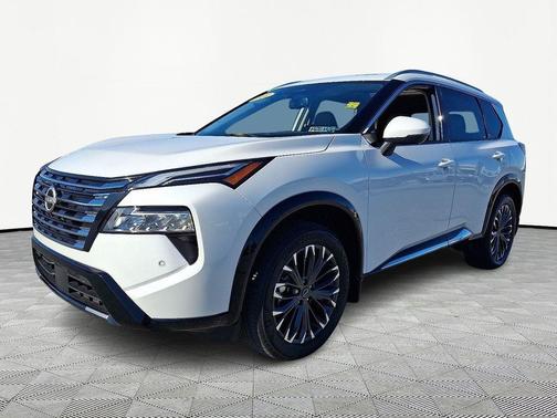 Everest White P 2024 Nissan Rogue Platinum