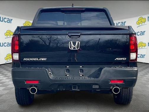 Crystal Black Pearl 2023 Honda Ridgeline RTL