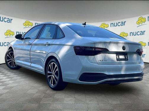 Pure White 2023 Volkswagen Jetta 1.5T Sport