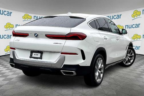 2022 BMW X6 xDrive40i