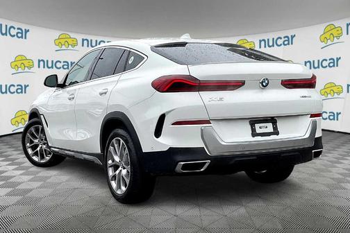 2022 BMW X6 xDrive40i