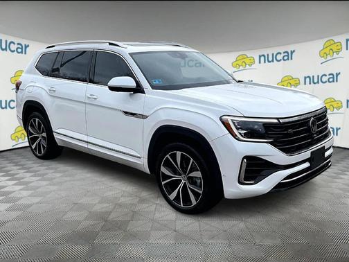 2024 Volkswagen Atlas 2.0T SEL Premium R-Line