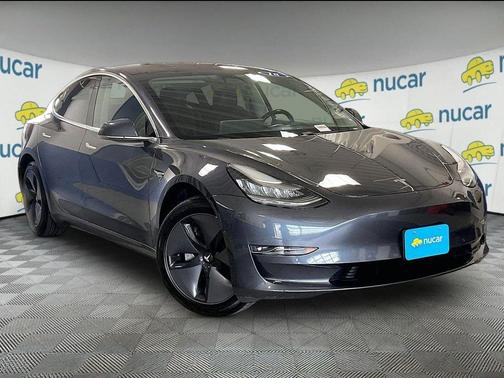 Gray 2018 Tesla Model 3 Long Range