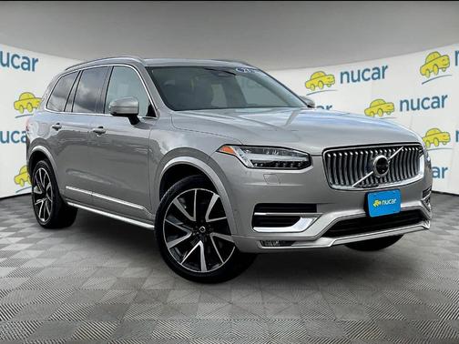 Gray 2023 Volvo XC90 B6 Plus 7-Seater