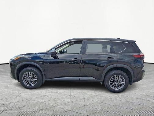 Black 2022 Nissan Rogue S