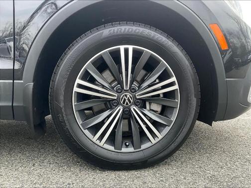 2024 Volkswagen Tiguan 2.0T Wolfsburg Edition