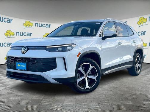 2025 Volkswagen Tiguan 2.0T SE