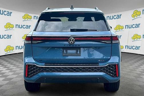 2025 Volkswagen Tiguan 2.0T SE R-Line Black