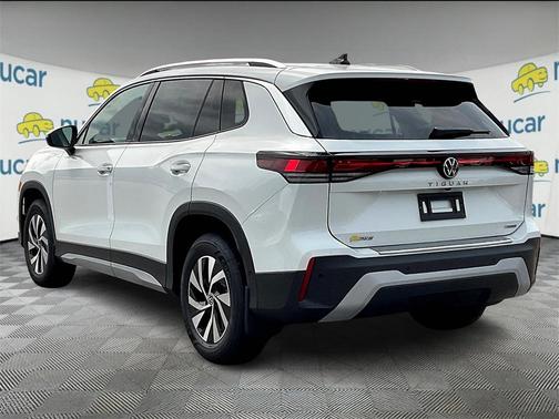 2025 Volkswagen Tiguan 2.0T S