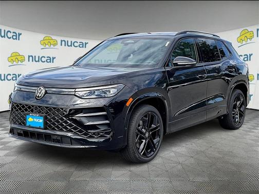 2025 Volkswagen Tiguan 2.0T SE R-Line Black