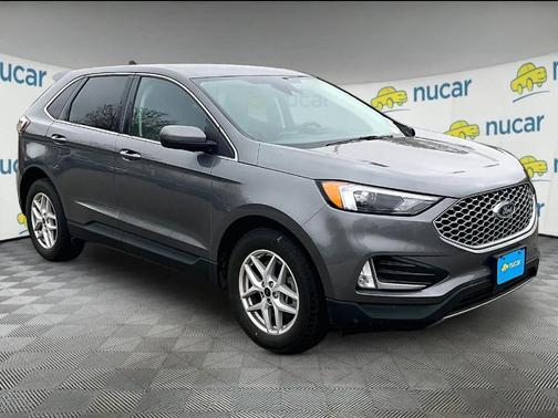 Gray 2023 Ford Edge SEL
