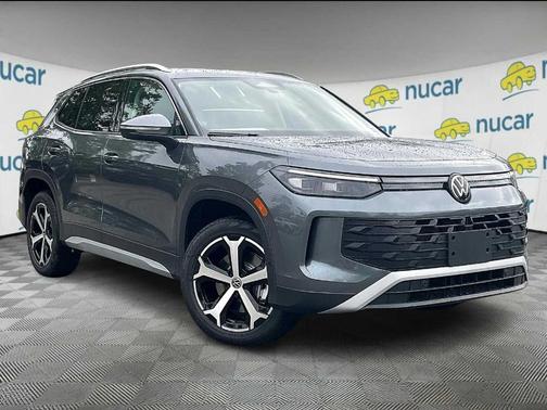 2025 Volkswagen Tiguan 2.0T SE