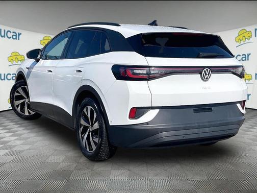 2023 Volkswagen ID.4 Pro