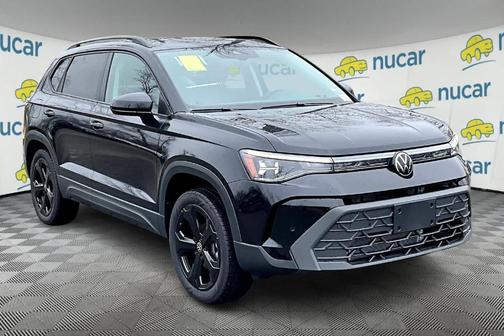 2025 Volkswagen Taos 1.5T SE Black