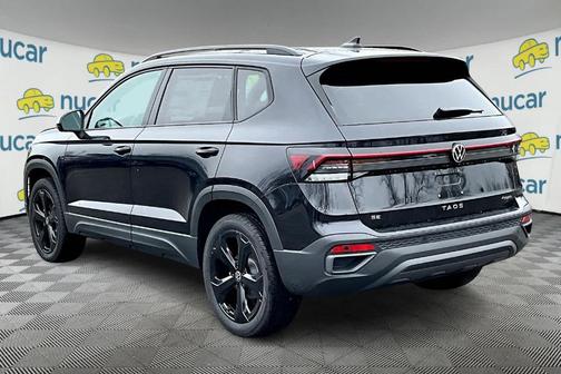 2025 Volkswagen Taos 1.5T SE Black