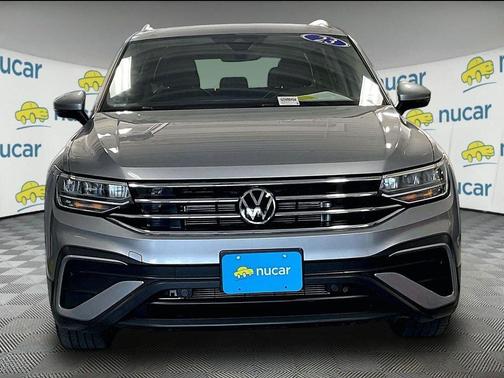 Pyrite Silver Metallic 2023 Volkswagen Tiguan 2.0T SE