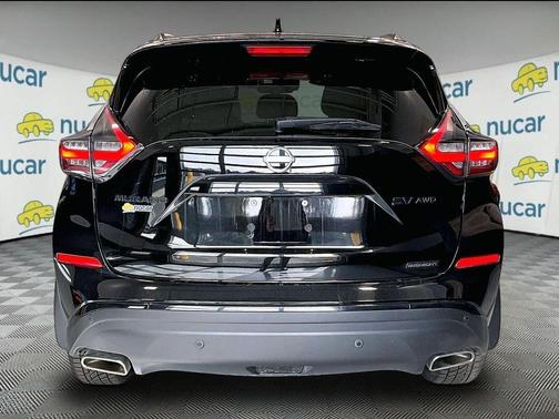 Black 2023 Nissan Murano SV