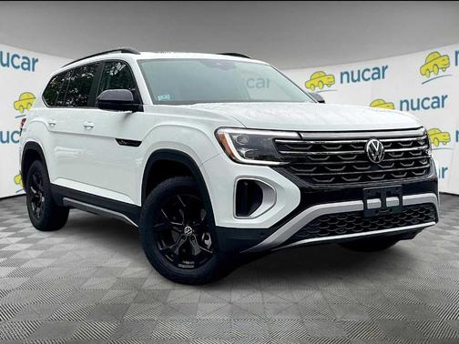 2025 Volkswagen Atlas 2.0T Peak Edition