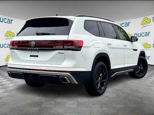 2025 Volkswagen Atlas 2.0T Peak Edition