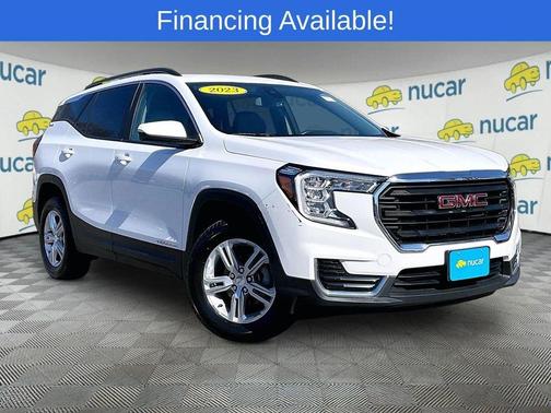 Summit White 2023 GMC Terrain SLE