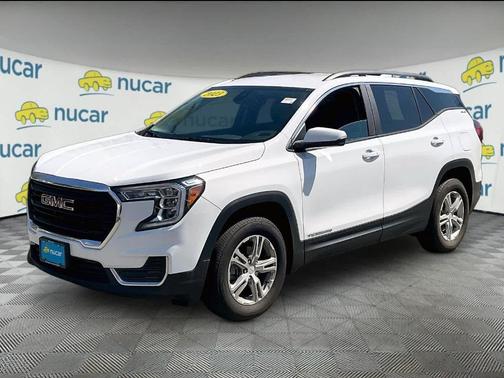 White 2023 GMC Terrain SLE