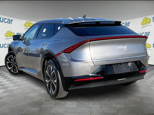 2023 Kia EV6 Wind