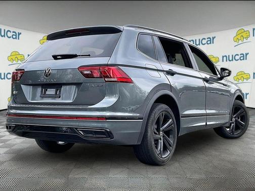 Platinum Gray Metallic 2023 Volkswagen Tiguan 2.0T SE R-Line Black