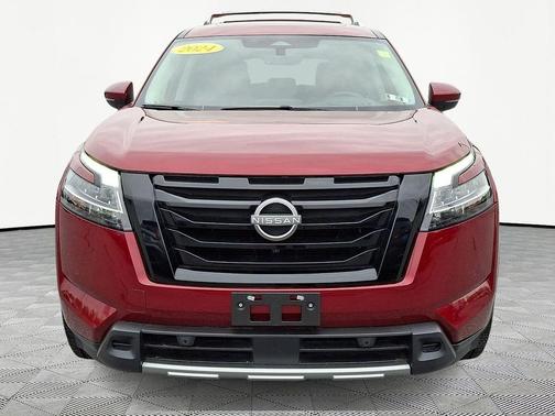 Scarlet Ember 2024 Nissan Pathfinder Platinum