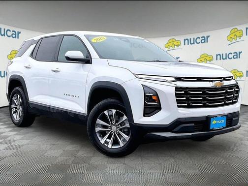 White 2025 Chevrolet Equinox LT