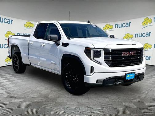 White 2023 GMC Sierra 1500 Elevation