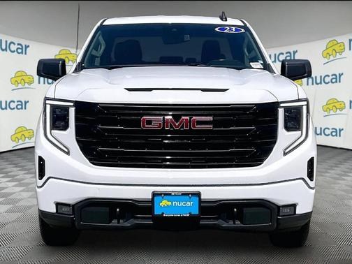 White 2023 GMC Sierra 1500 Elevation