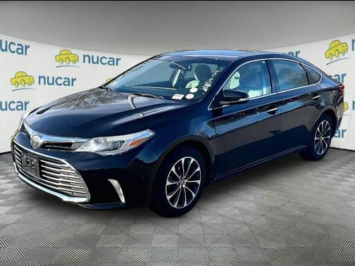 Black 2018 Toyota Avalon XLE Plus