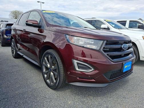 Red 2017 Ford Edge Sport