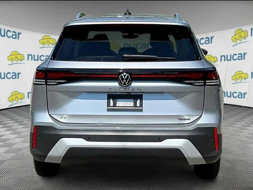 2025 Volkswagen Tiguan 2.0T SE