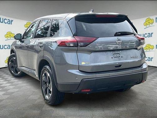 Gun Metallic 2024 Nissan Rogue SV