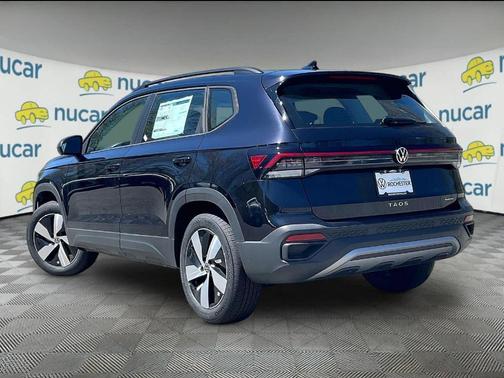 Deep Black Pearl Effect 2026 Volkswagen Taos 1.5T S