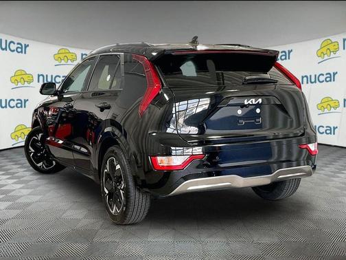 Black 2024 Kia Niro EV Wind