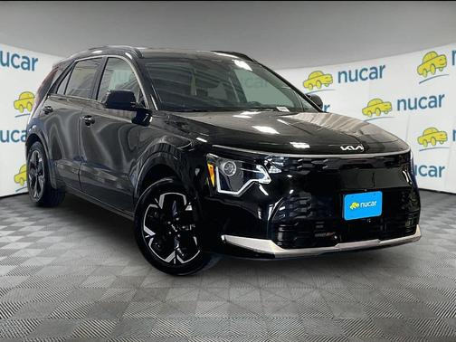 Black 2024 Kia Niro EV Wind