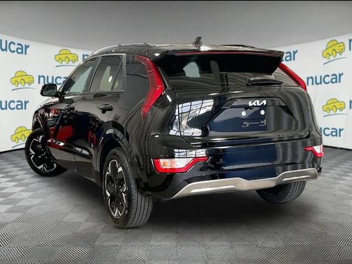 Black 2024 Kia Niro EV Wind