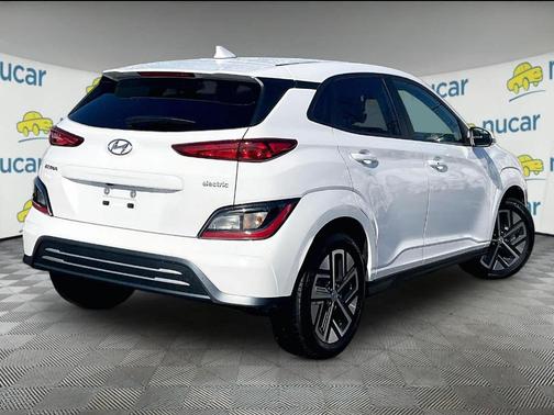 2023 Hyundai KONA EV SE