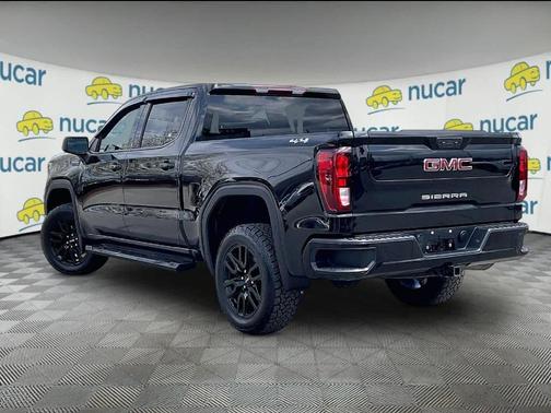 Black 2022 GMC Sierra 1500 Elevation