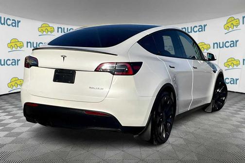 2023 Tesla Model Y Performance