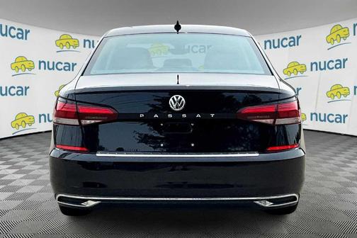 2022 Volkswagen Passat 2.0T SE