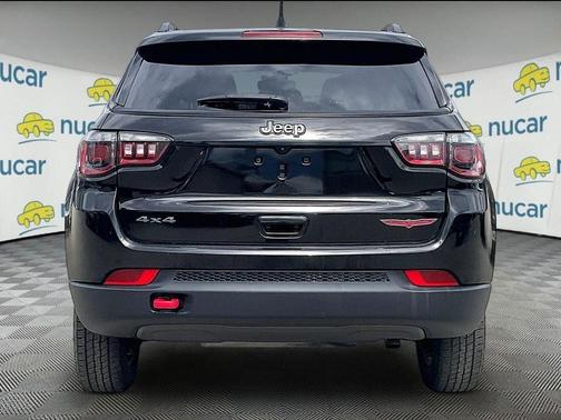 Black 2022 Jeep Compass Trailhawk