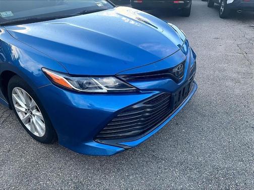 Blue 2019 Toyota Camry LE