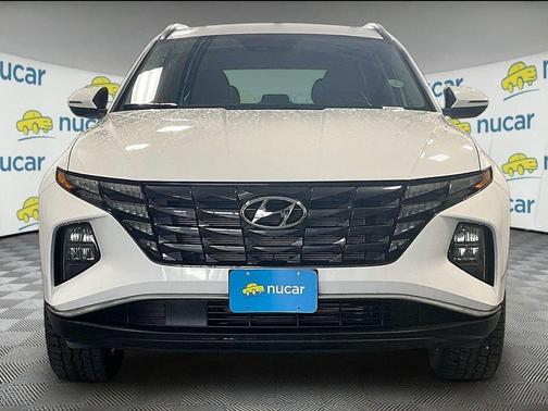 White 2023 Hyundai TUCSON SEL
