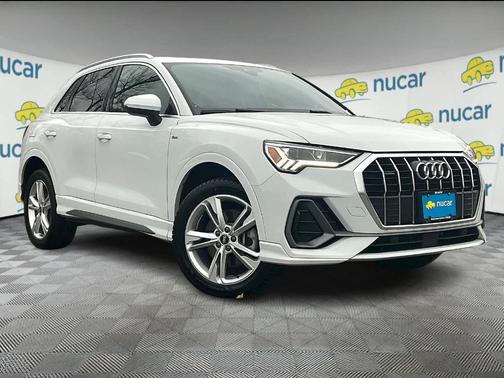 2023 Audi Q3 45 S line Premium